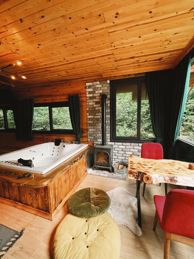 Kiana Bungalov Bed and Breakfast Ardeşen Exteriör bild