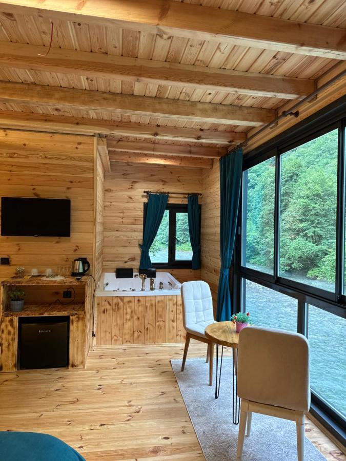 Kiana Bungalov Bed and Breakfast Ardeşen Exteriör bild