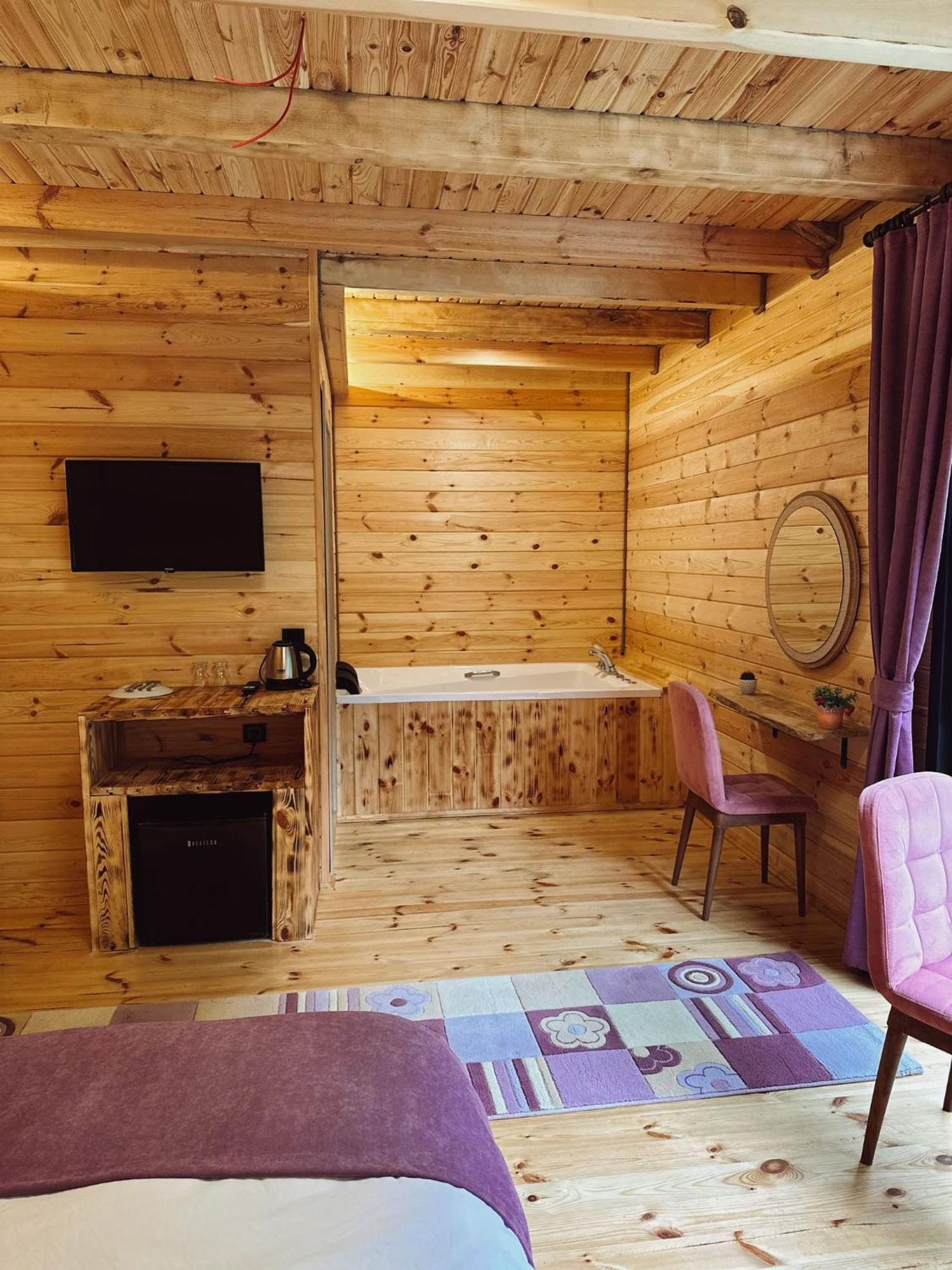 Kiana Bungalov Bed and Breakfast Ardeşen Exteriör bild