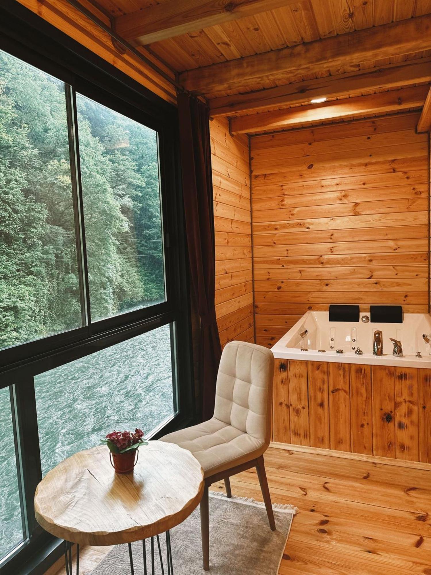 Kiana Bungalov Bed and Breakfast Ardeşen Exteriör bild